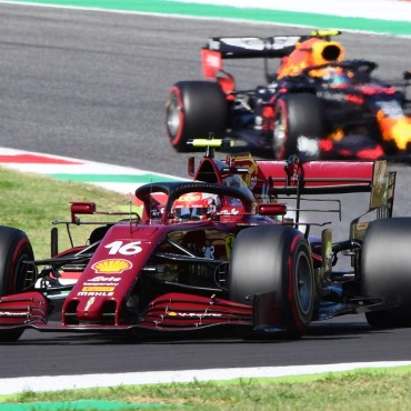 2020-09-13T132744Z_701117251_UP1EG9D11E8N5_RTRMADP_3_MOTOR-F1-TUSCAN-resized